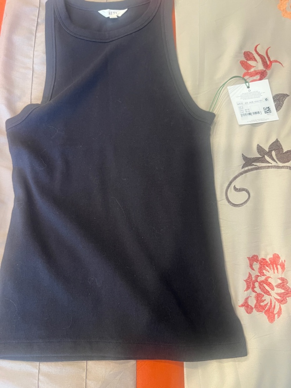 AE Black Ribbed Tank Top - Sleek Women's Sleeveless Tee